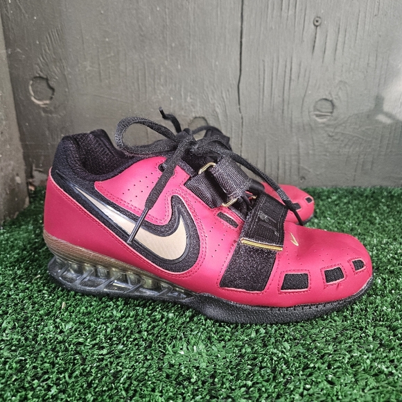 Nike Romaleos 2 Varsity Red Metallic Gold - Picture 2 of 9